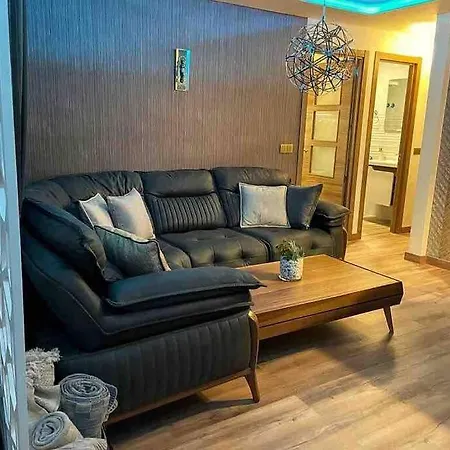 New Luxury 3-bedroom Apartment