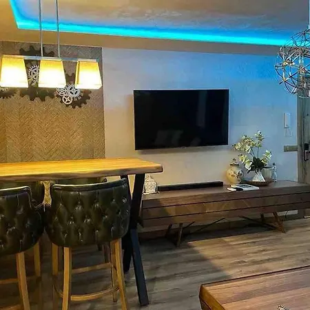 New Luxury 3-bedroom Apartment