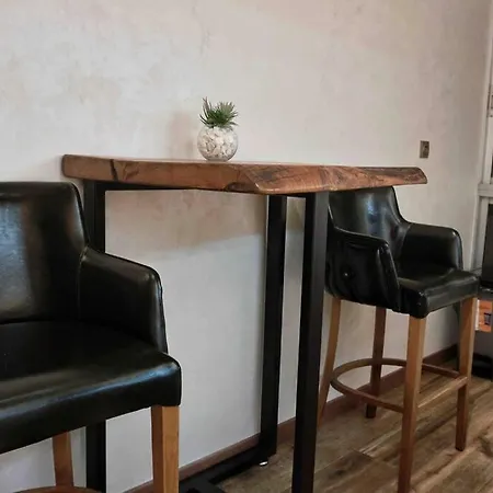 New Luxury 3-bedroom Segovia